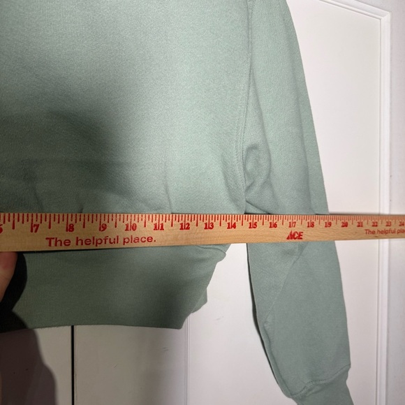 American Eagle Sage Green Cropped Crewneck Sweatshirt Size XS Super Soft Lounge - Picture 5 of 7